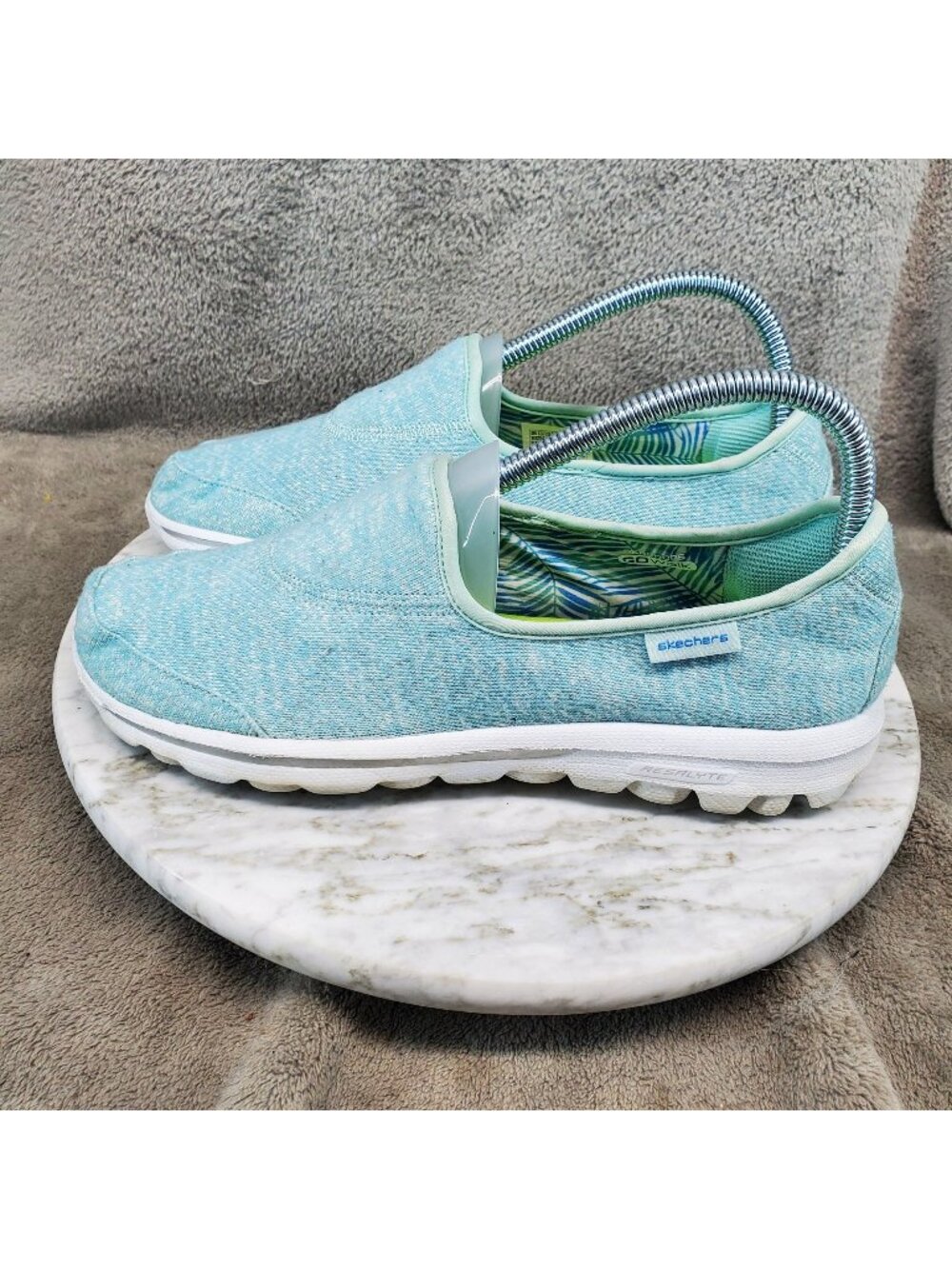 Skechers Shoes Womens 7.5 Go Walk Mint Green Slip-On Sneakers *Read*